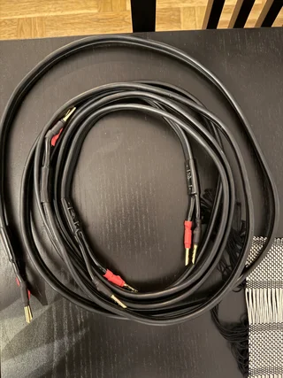 AudioQuest Rocket 44 – terminerade högtalarkablar