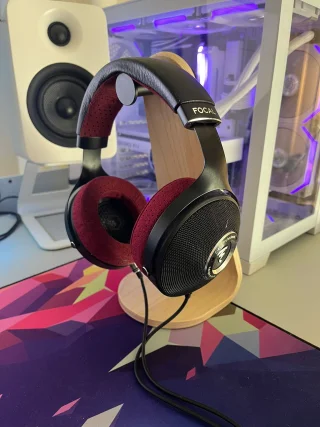 Focal Clear Professional – toppskick med extra kuddar