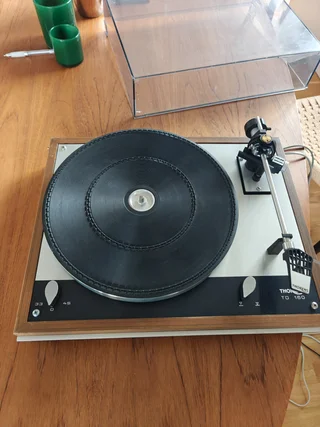 Thorens TD160