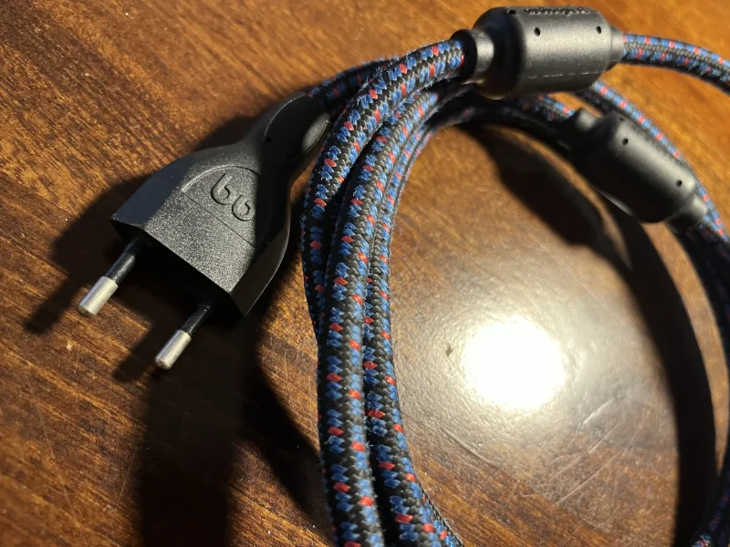 Power Cable AudioQuest NRG 1.5. (1.8 m) - Bild 2 av 4