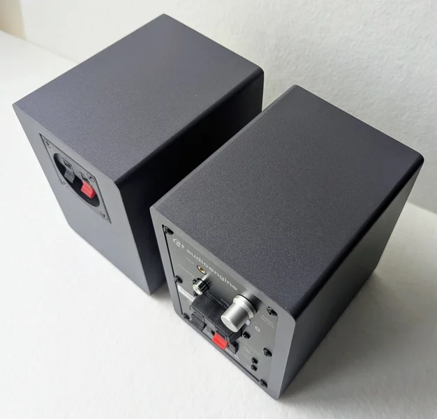 Audioengine A1 Aktiva Bluetooth-h&ouml;gtalare - Bild 3 av 5
