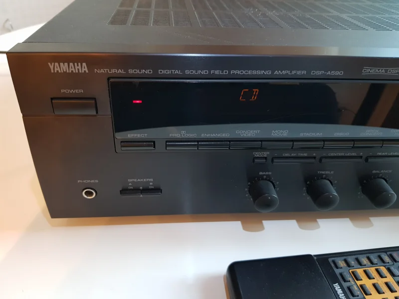 YAMAHA DSP-A590 F&ouml;rst&auml;rkare - Bild 7 av 9