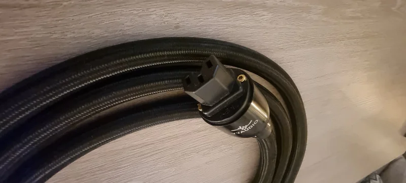 3 tunga strömkablar. 3 tunga strömkablar. - Bild 4 av 5