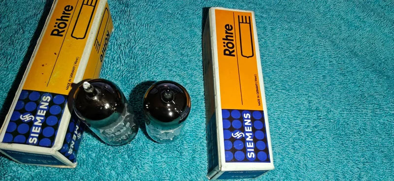 Matchat par Siemens ECC 81 NOS &aring;r 67. - Bild 3 av 5