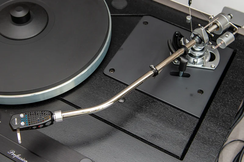 Thorens TD520 - Kuva 5 / 8