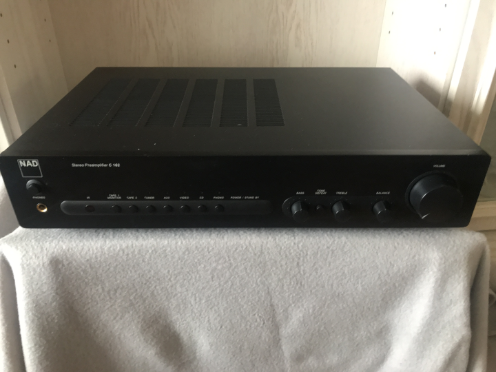 NAD c 162