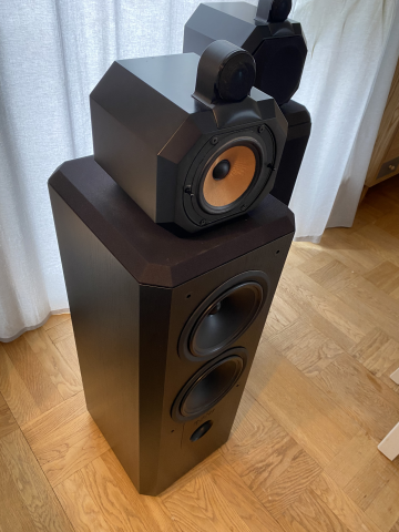 B&W Matrix 802 S3