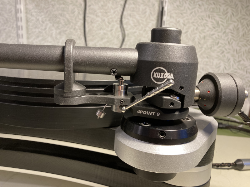 Kuzma 4-Point 9" Kuzma 4-Point 9" - Bild 1 av 4