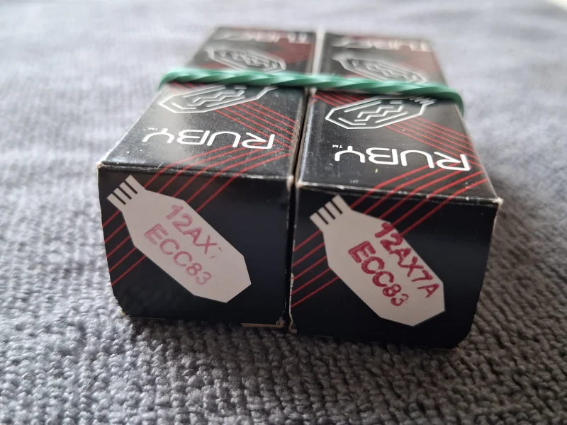12ax7a (Ecc83) Ruby matchar par - Bild 1 av 5