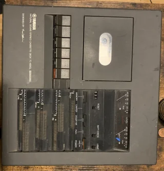 amaha TC-800GL – Ikonisk Mario Bellini-design kassettde...