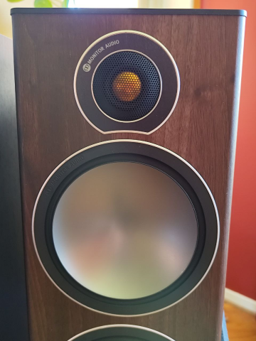 1 par Monitor Audio Bronze 6 Valnöt