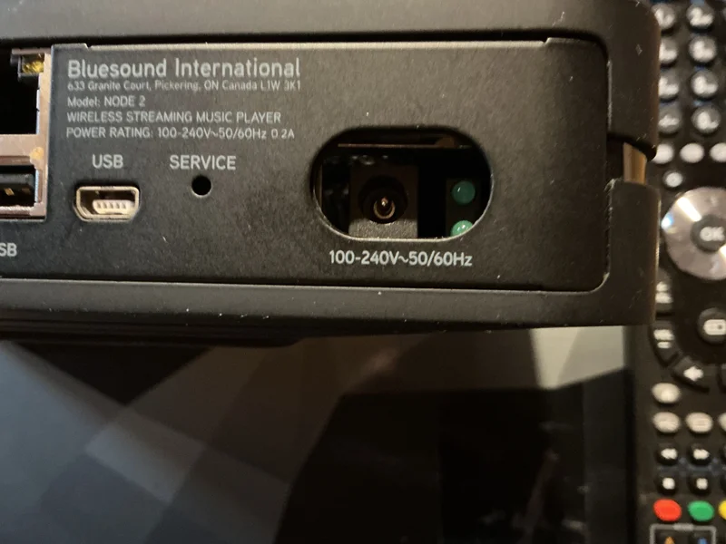 Bluesound 2 uppgraderad n&auml;tdel och fj&auml;rr - Bild 2 av 2