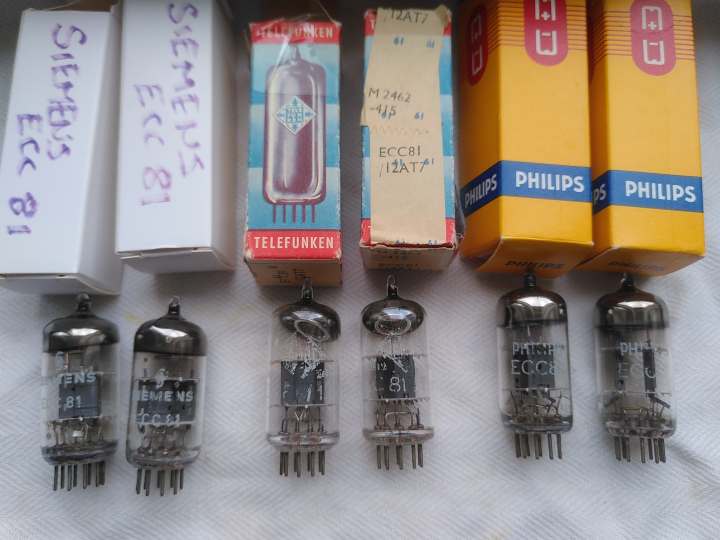 ECC81 (12AT7) -- Tre par: Siemens, Telefunken och Philips/Mullard