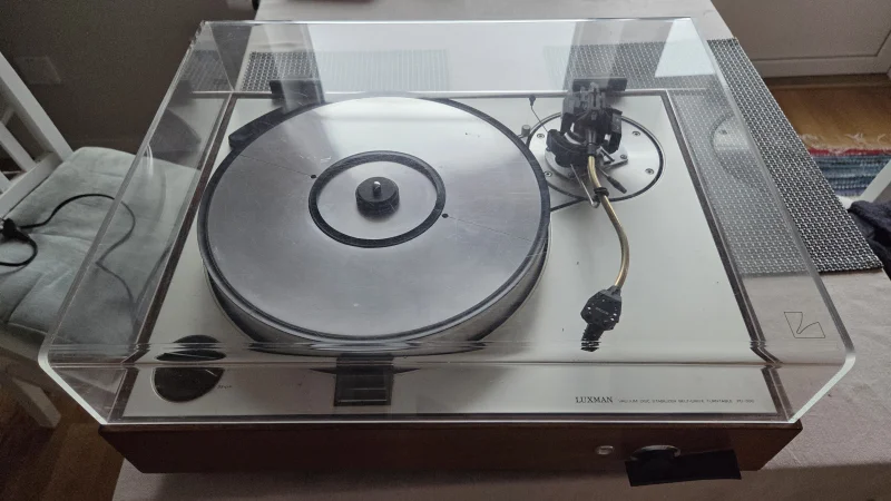 Luxman PD 300 - Bild 1 av 1