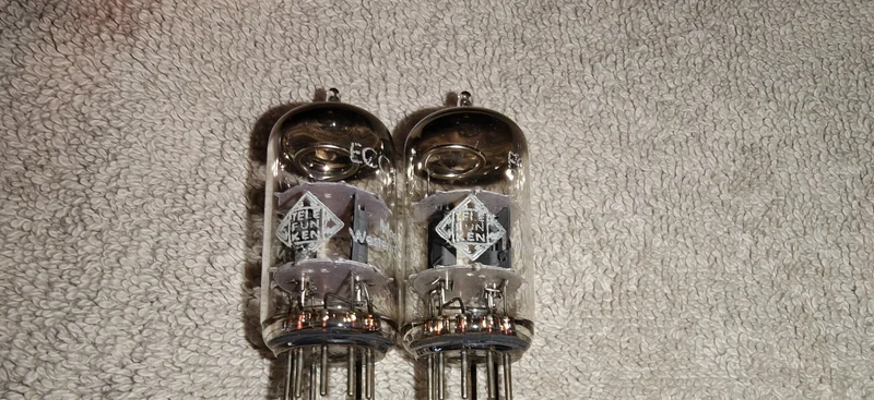Fabriksmatchat par NOS Telefunken ECC 81 samma kod! Tillverkade 1963! - Bild 3 av 5