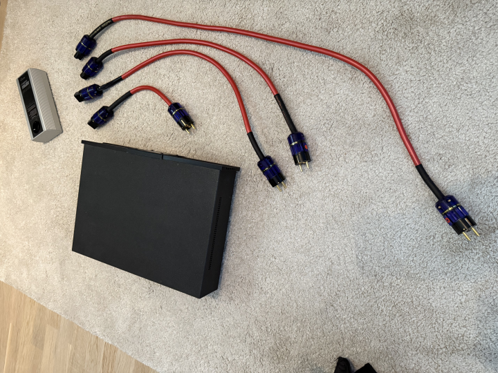 Isotek strömfilter inkl kablar o dc-blocker.