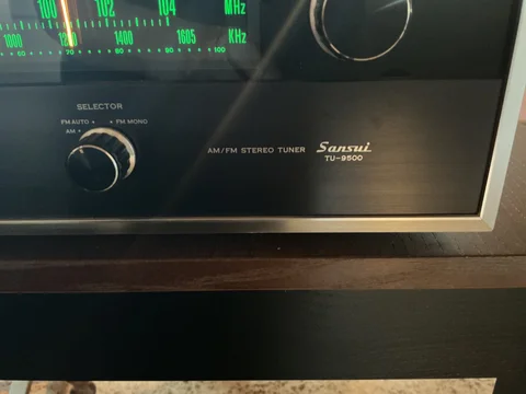 SANSUI TU-9500