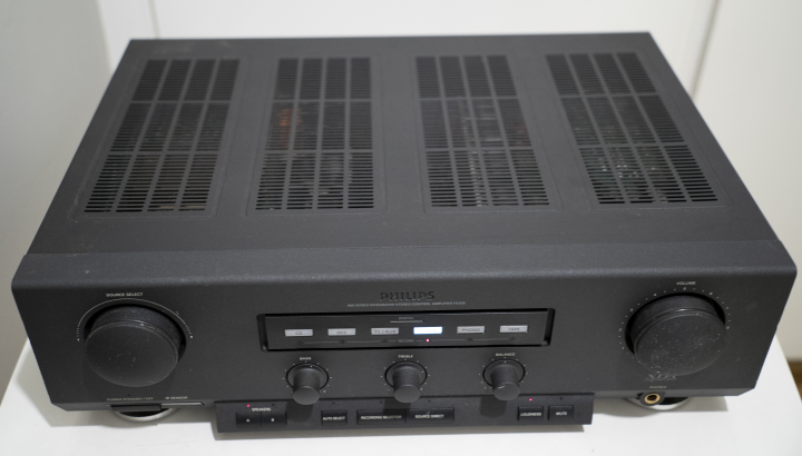 Philips FA930 Stereo Integrated Amplifier