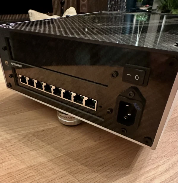 N&auml;tverksswitch - Bild 2 av 2