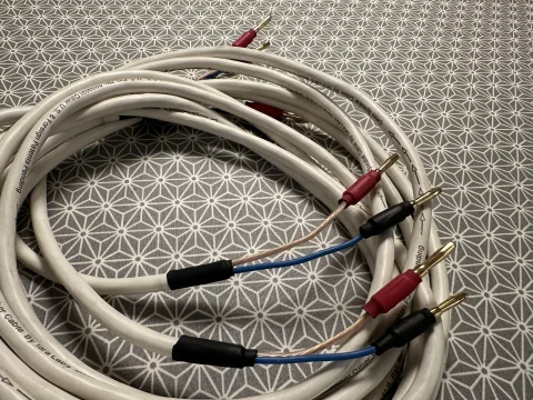 H&ouml;gtalarkablar - Tara Labs &rdquo;Omni&rdquo; m banankontakter (2 x 3 m)