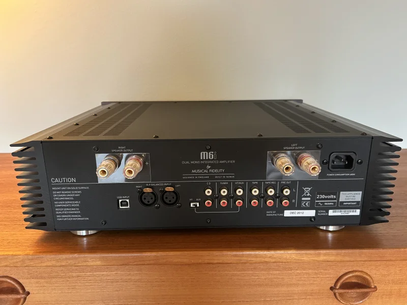Musical Fidelity M6i - Bild 2 av 7