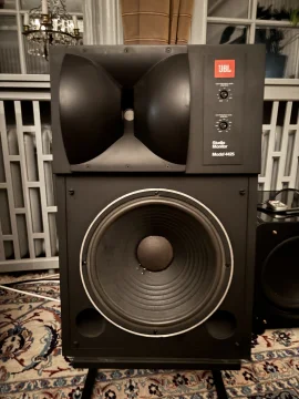 JBL 4425