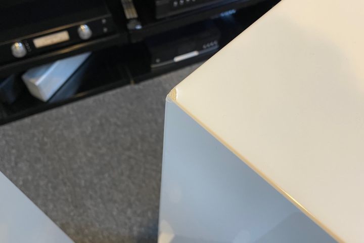 KEF R5 - Begagnad högtalare i Vitt