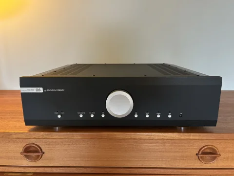 Musical Fidelity M6i