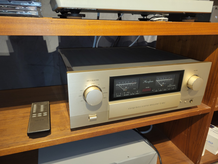 Accuphase E-460
