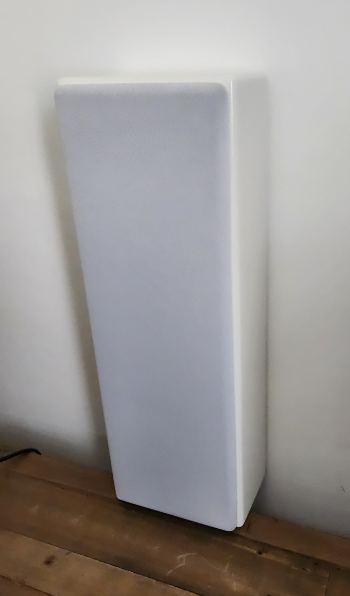 M&K Sound MP950 Center