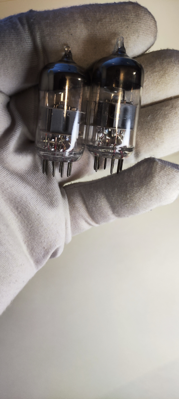 6N23P Matchat par Silver Shield Tubes Voskhod NOS /6DJ8 ECC88 6922  - Bild 1 av 5