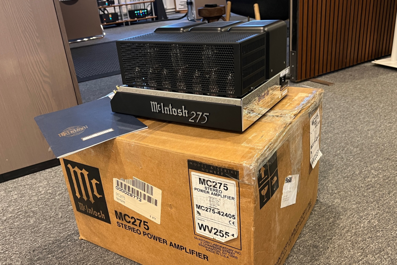 McIntosh MC-275 MKV- Begagnat rörslutsteg McIntosh MC-275 MKV- Begagnat rörslutsteg - Bild 3 av 3
