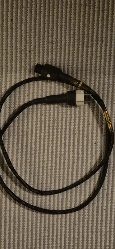 Nbs dragonfly lll - Bild 1 av 2