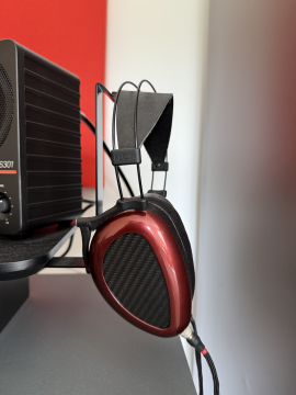 Dan Clark Audio AEON 2 Closed