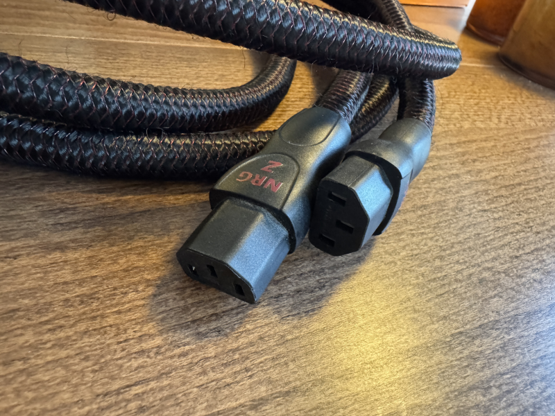 Audioquest NRG Z3 1m + 2m (2m redan såld) Audioquest NRG Z3 1m + 2m (2m redan såld) - Bild 2 av 2
