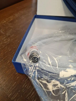 Chord Music  5DIN + 5DIN  1.2 m inköpt 2017 i mint cond...