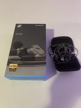 Säljes Sennheiser EI600