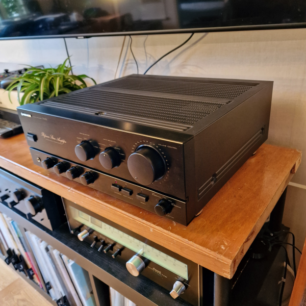 Pioneer A-676 Pioneer A-676 - Bild 2 av 5