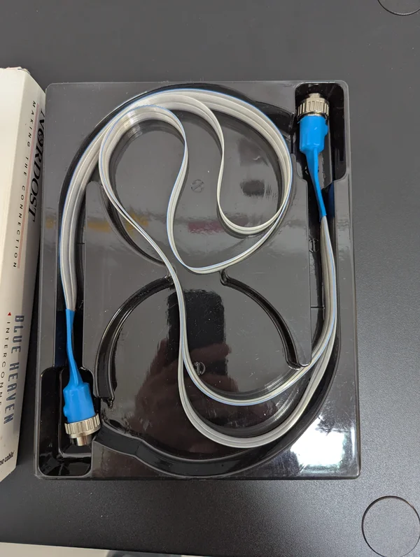 Nordost Blue Heaven interconnect DIN 5 Nordost Blue Heaven interconnect DIN 5 - Bild 2 av 9