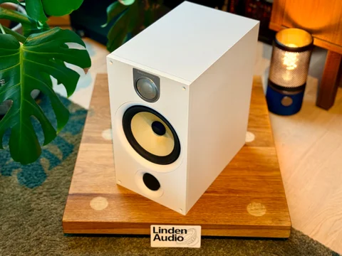 Bowers & Wilkins 685 S2 - 1 par h&ouml;gtalare