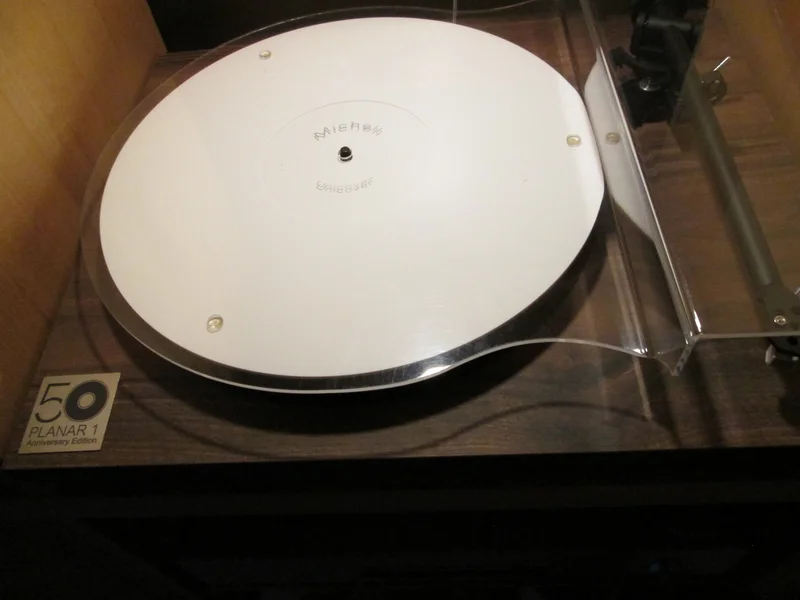 REGA PLANAR 1 VALN&Ouml;T (Skivspelarpaket) - Image 2 of 3