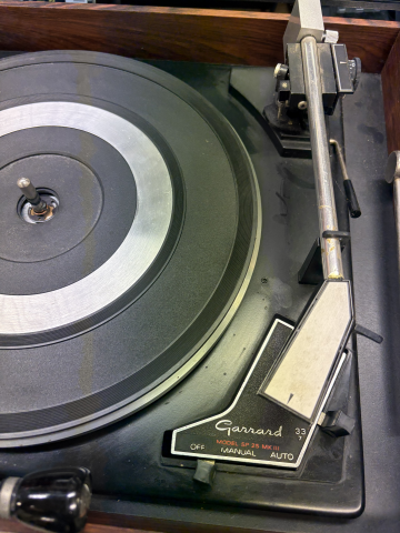 Garrard mod SP 25 MkIII med Rank Arena 2000GT 