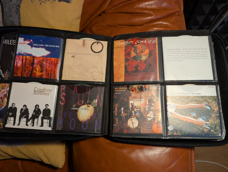 CD-väska "Slappa" köpes - Bild 2 av 2