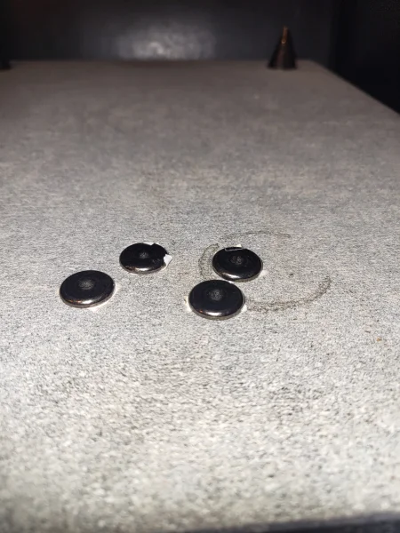 Granitplatta + justerbara spikes  - Bild 5 av 6