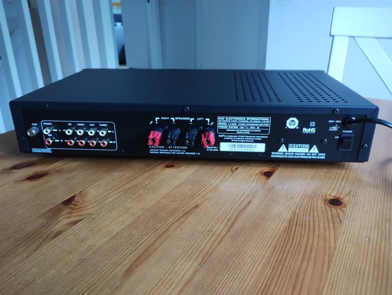 NAD C 316BEE integrerad f&ouml;rst&auml;rkare. - Bild 2 av 2