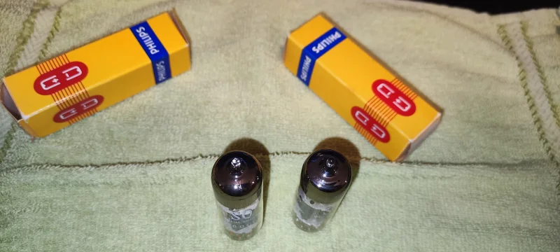 Matchat par Philips E80CC NOS fr&aring;n fabriken i Heerlen! - Bild 7 av 8