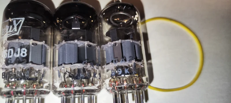 3 st  Zaerux/ Mullard ECC88/6DJ8 Nos Blackburn fabriken. - Bild 2 av 5