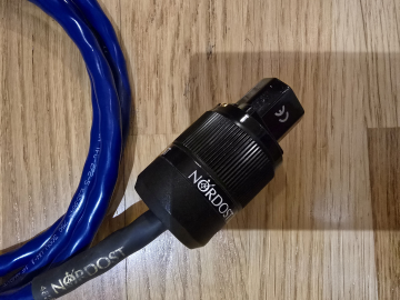 Nordost BlueHeaven strömkabel (2m)