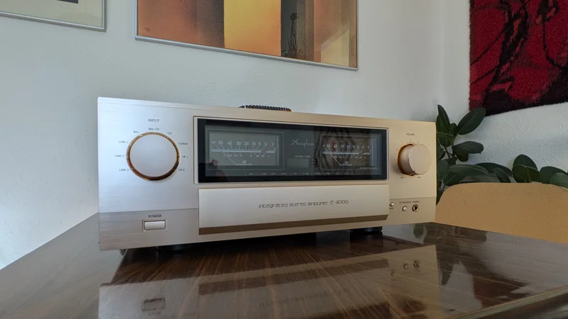 Accuphase E -4000 - Billede 2 af 10