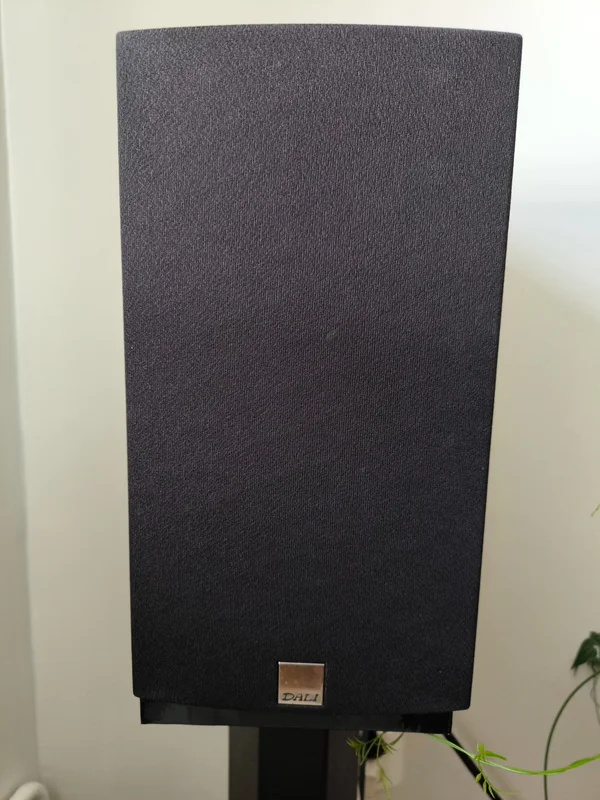 Dali Rubicon2 (Vit pianolack) - Bild 4 av 7